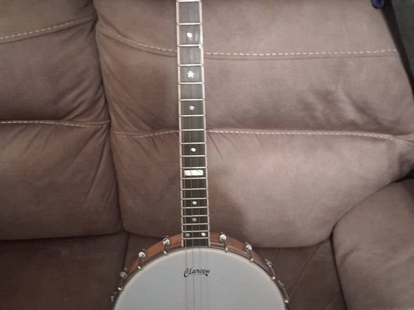 Lovely handmade tenor banjo. - Main image