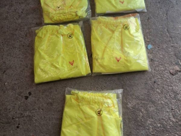 5. ELK high vis trousers - Main image