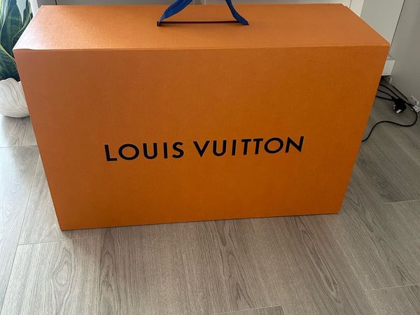 Louis Vuitton Box - Main image