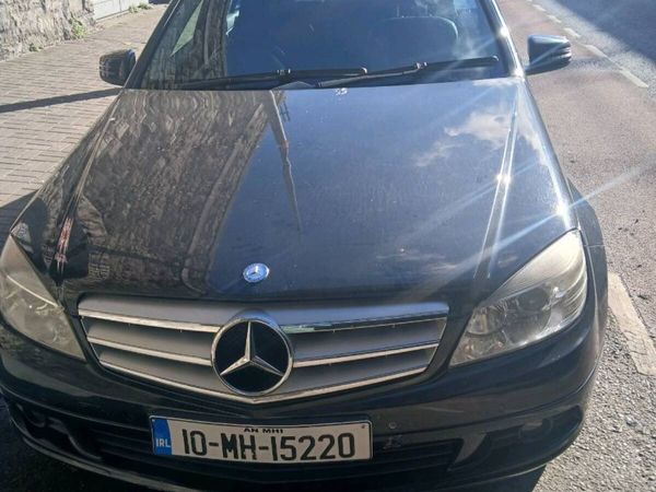 Mercedes c220 - Main image
