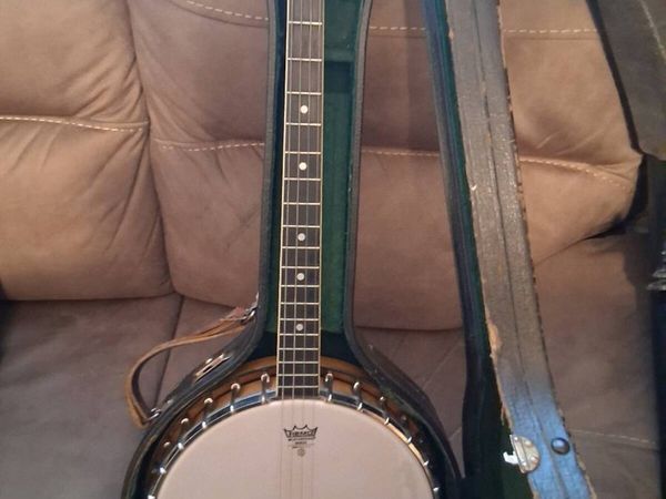 Vega little wonder tenor banjo. - Main image