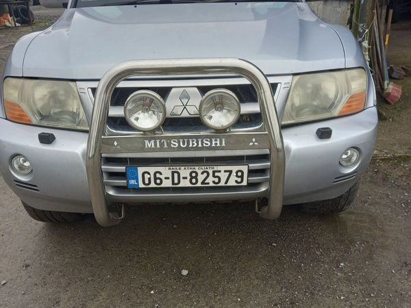 Mitsubishi Pajero 2006 - Main image