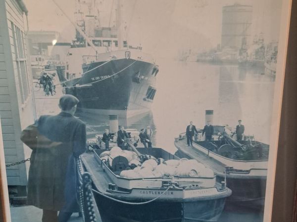 Framed vintage photo - Main image
