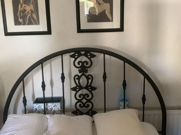 Cast Iron King Bed Vintage - Main image