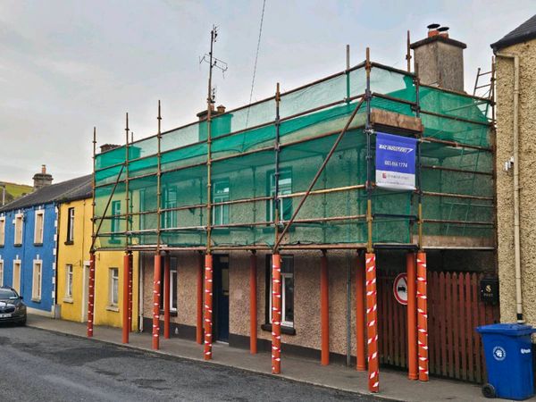 Scaffolders available - Main image