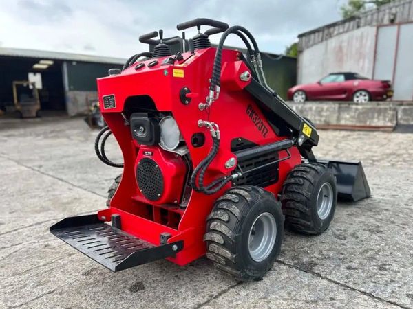 CAPTOK MINI SKID DIESEL 323TZD - Main image