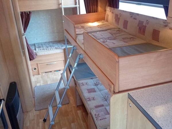 6/7 berth with motor movers & air awning - Main image