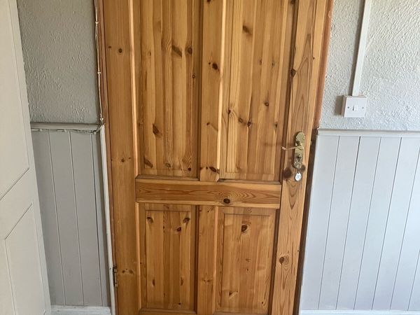 Pine Doors x 2 - Main image