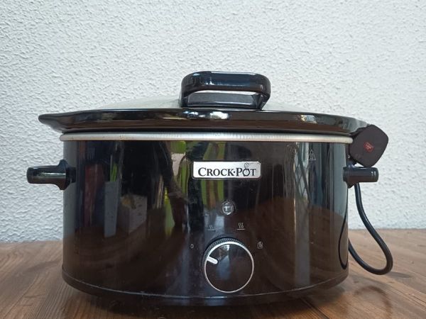 Crock-Pot slow cooker with glass lid - Main image