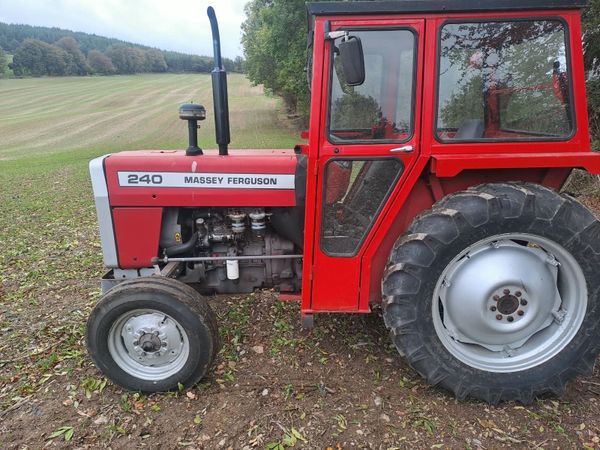 Massey Ferguson 240 - Main image