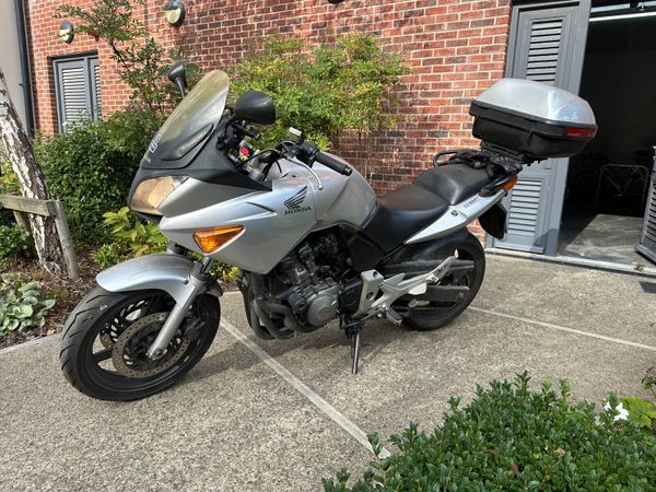 Honda CBF 600 2006 - Extras Included - Main image