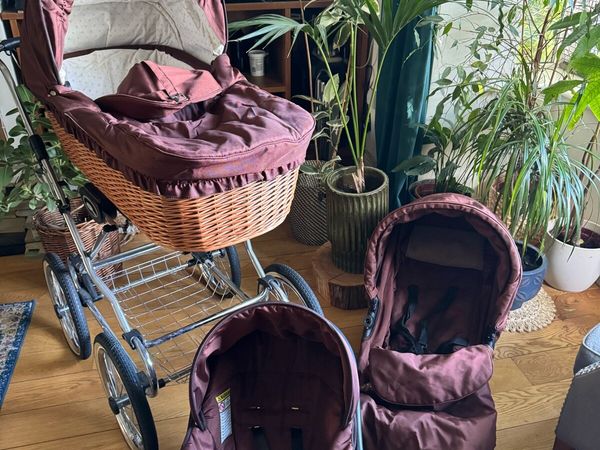 Vintage-style 3-in-1 pram for sale. - Main image