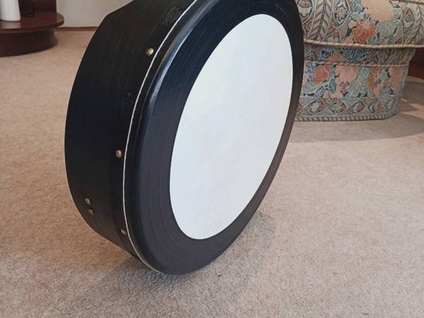 16 inch Bodhrán with sticks and bag - Main image
