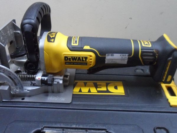 DeWalt Biscuit Joiner (DCW682) - Main image
