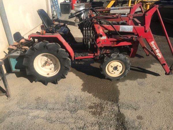 Small tractor for sale - Main image