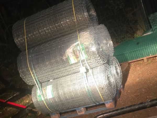 100 meter rolls of Horse wire - Main image