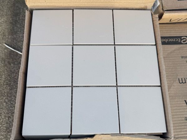Joblot Tile - Ivory Anti slip Mosiac - Main image