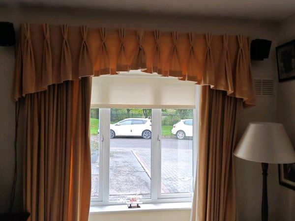 Curtains - Main image