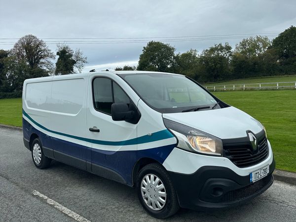 Renault Trafic 2017 DOE 09/27 - Main image