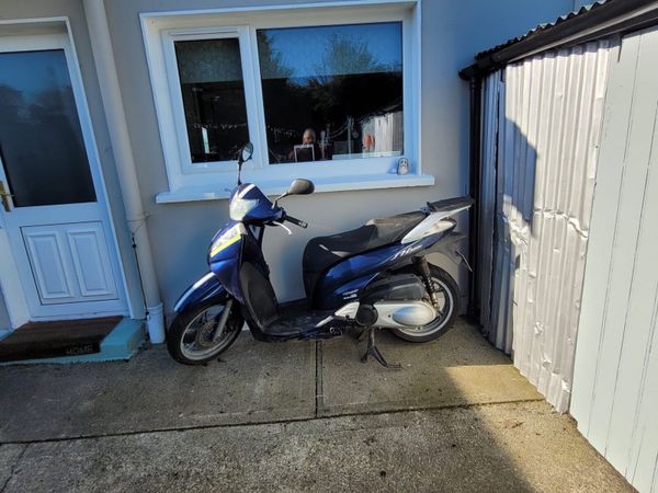 Scooter - Main image