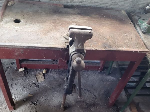 Blacksmiths vice - Main image