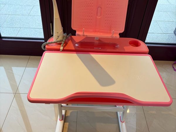 Kids Desk and Chair set - Main image