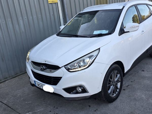 142 HYUNDAI IX35 - Main image