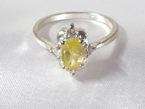 Vintage Hallmarked Silver Gemstone Ring - Main image
