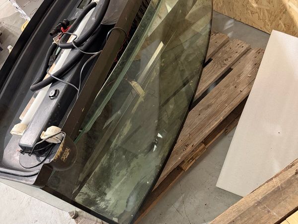 Aquarium Kit - 300L tank. - Main image