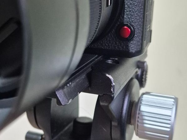 Panasonic LUMIX S1IIE full-frame mirrorless camera - Main image