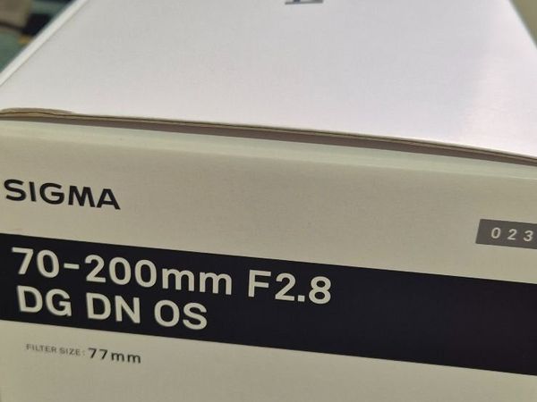 Sigma 70-200mm F2.8 DG DN OS lens for L-Mount - Main image