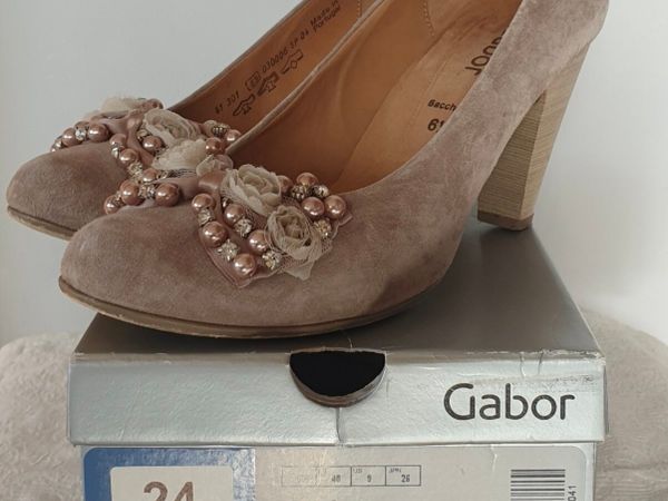 Gabor Sacchetto Beige Shoes w/Floral Detail - Main image