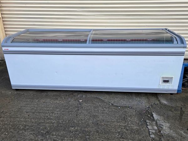 AHT PARIS 250 Commercial Freezer 2.5m - Main image