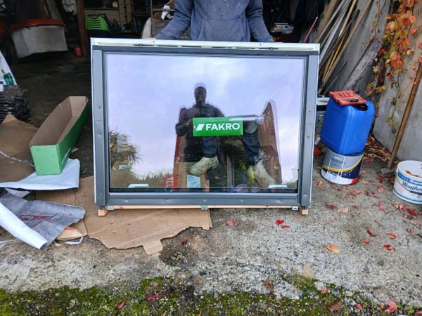 FAKRO PVC ROOF WINDOW 1340MM X 980MM - Main image