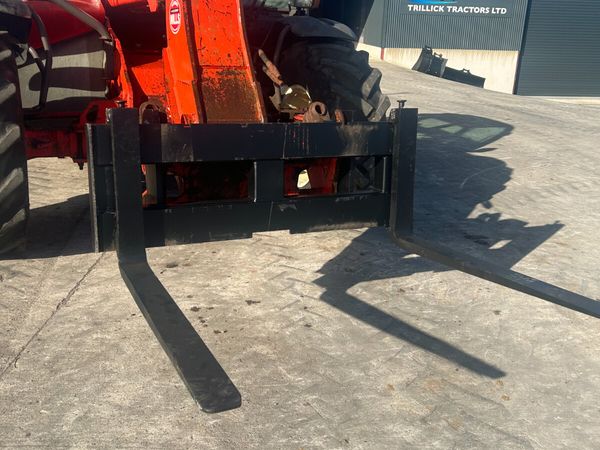 Forks On A Frame For Manitou - Main image