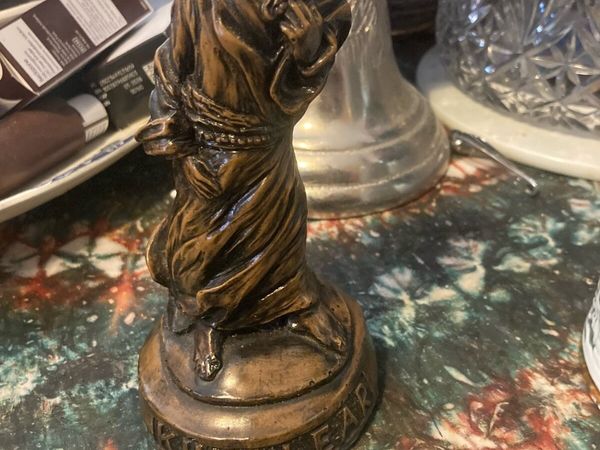 King Lear figure free postage - Main image