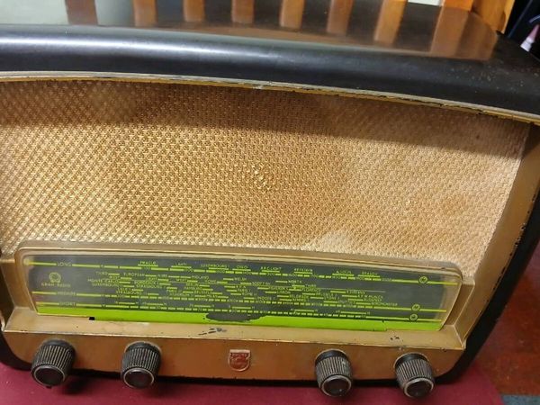 Old Philips Radio - Main image