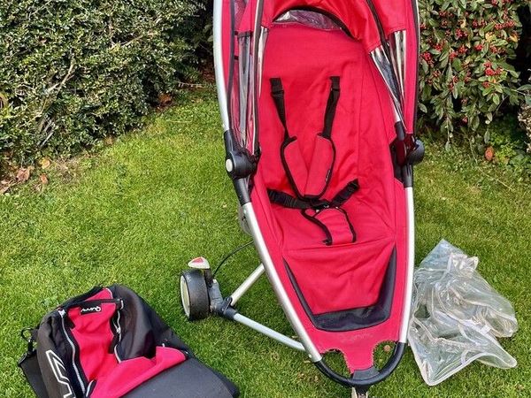 Quinny Zapp pushchair and Graco booster car seat - Main image