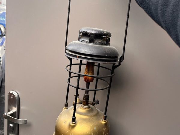 Vintage Brass Primus Kerosene Camping Stov - Main image