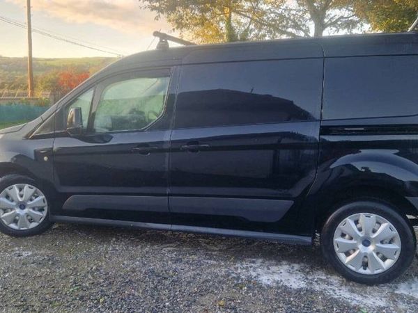 Ford Transit Conect LWB Full Test - Main image