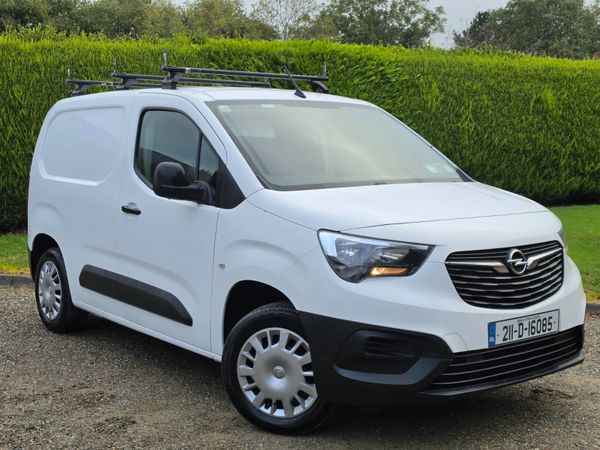 2021'OPEL COMBO 1.5 Diesel €11,750 incl vat - Main image