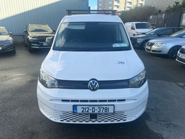 VW Caddy Maxi 2.0 Litre Diesel - Main image
