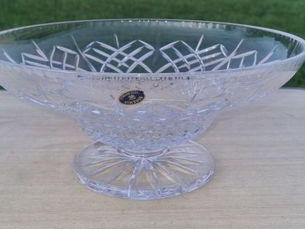 Bohemian crystal pedestal bowl - Main image