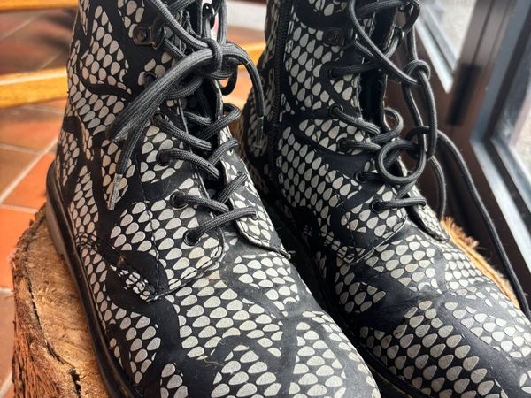 Doc Martin boots - Main image
