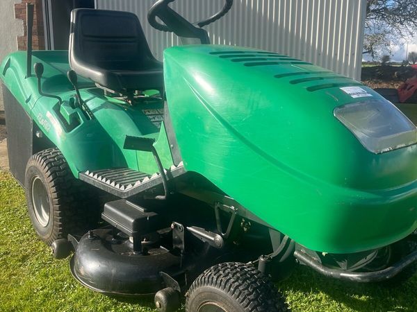 Castlegarden mower - Main image