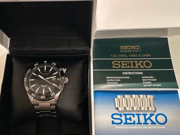 Seiko Kinetic Pilot Watch 5M82-0AH0 - Main image