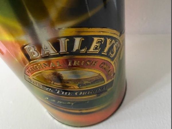 Vintage Baileys Metal Box - Main image