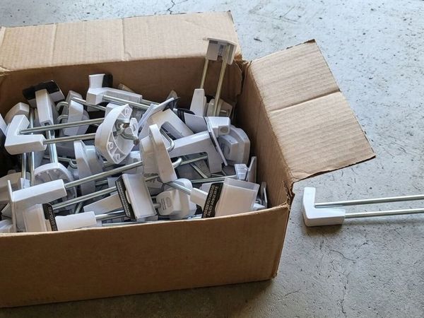 InVue SH500 Locking Retail Security Display Hooks - Main image