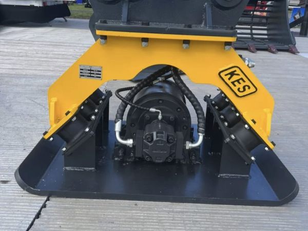 KES Compaction Plate Suits 14 & 20 Ton Excavator - Main image