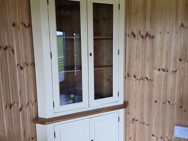 Strawbridge corner cabinet - Main image